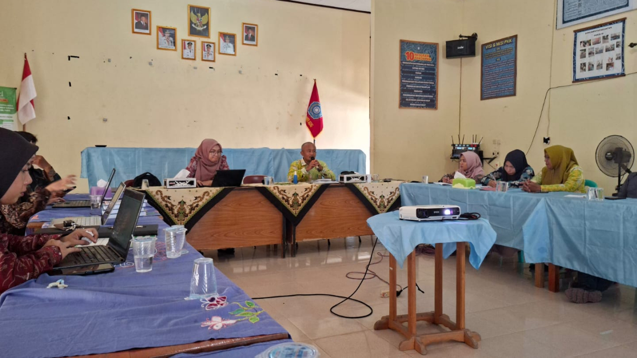 PENGUATAN KAPASITAS STATISTIK DESA '' PEMBINAAN LANJUTAN DESA CANTIK 2025 DI DESA SUMBER AGUNG"