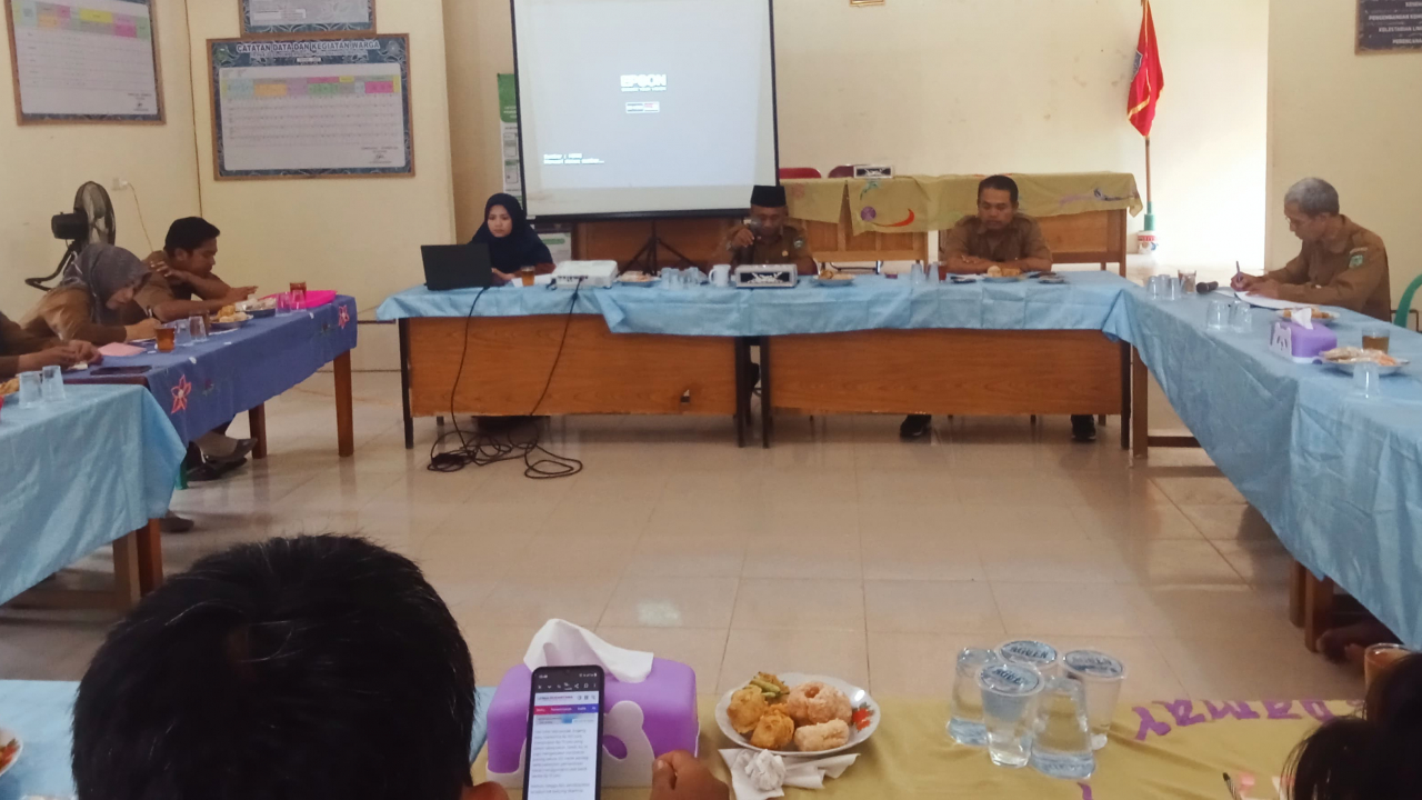 RAPAT KOORDINASI PEMBENTUKAN TIM SAFARI RAMADHAN 1446 H PEMERINTAH DESA SUMBER AGUNG BERSAMA BADAN PERMUSYAWARATAN DESA (BPD), PEGAWAI SARA' DAN PENGURUS RANTING NAHDATUL ULAMA (NU) DESA SUMBER AGUNG