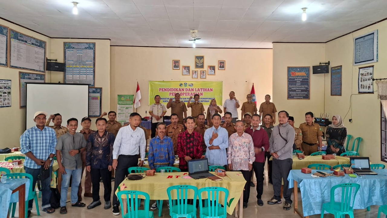 "Mewujudkan Koperasi Mandiri dan Profesional: Pelatihan Perkoperasian oleh Pemkab Tebo di Desa Sumber Agung"