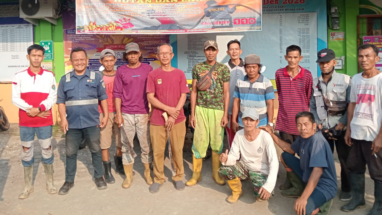 Peringati Hari Lingkungan Hidup Sedunia, Desa Muara Gula Baru Gelar Gotong Royong Serentak.