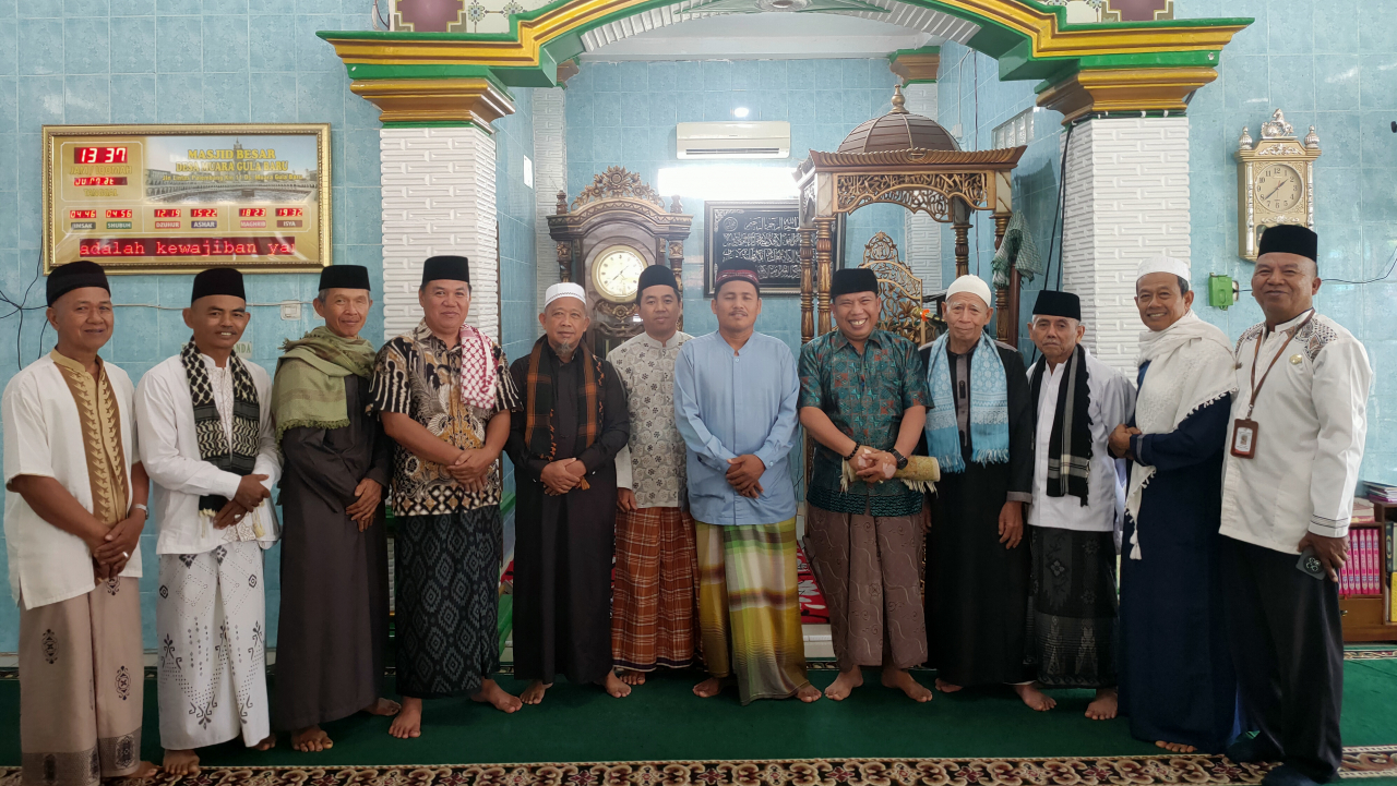 Musyawarah Pembentukan Petugas Sholat Idul Fitri di Masjid Al-Muzakir Desa Muara Gula Baru