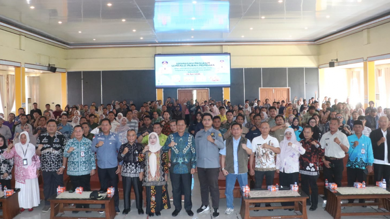 Bupati Muara Enim, H. Edison, S.H., M.Hum., membuka secara resmi Sosialisasi Program Sembako Murah "Membara"