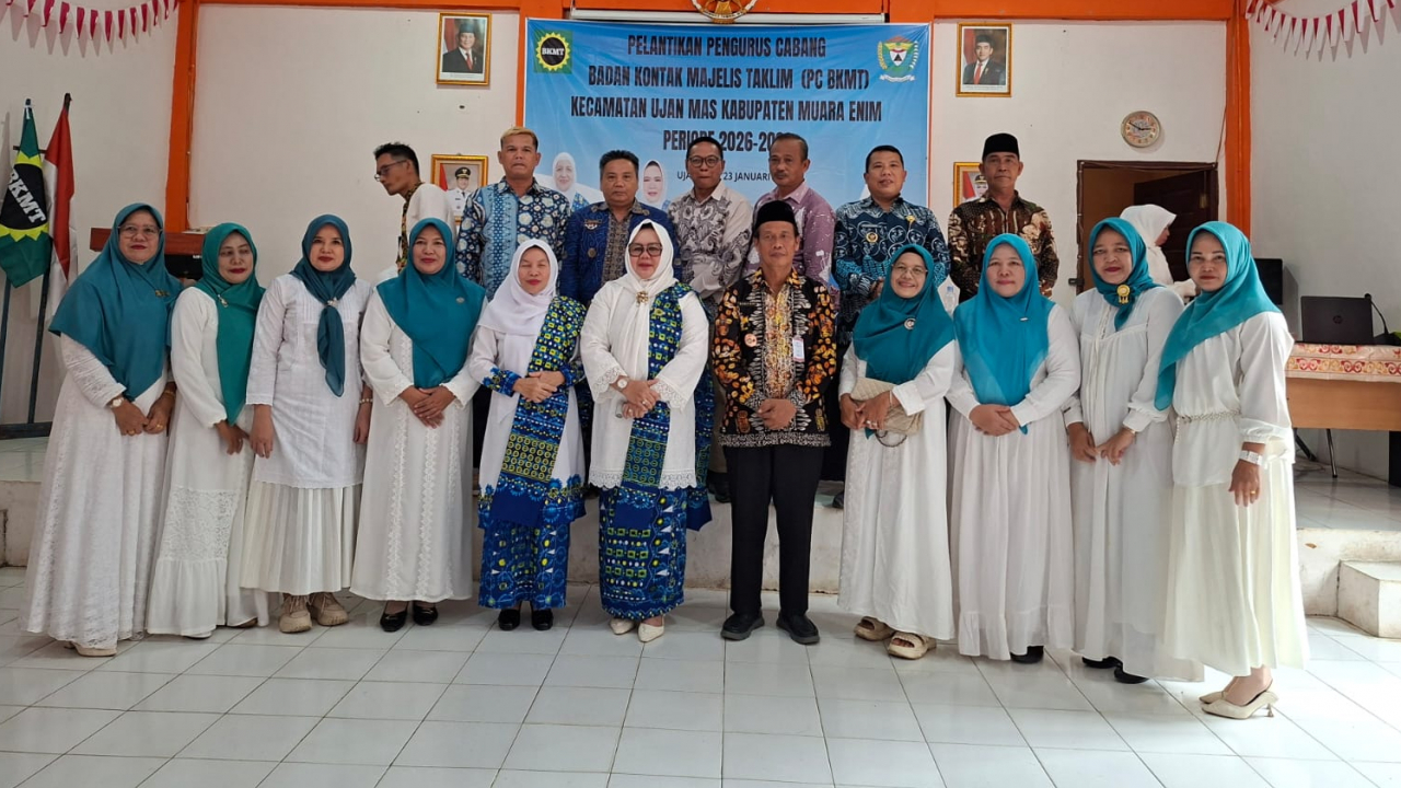 Pelantikan Pengurus Cabang BKMT Kecamatan Ujan Mas