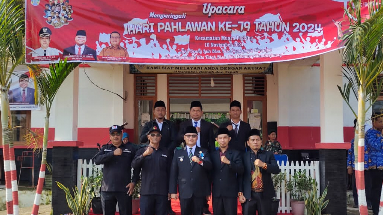 Partisipasi Pemerintah Desa Karang Anyar dalam Upacara Peringatan Hari Pahlawan Ke-79 Tahun 2024