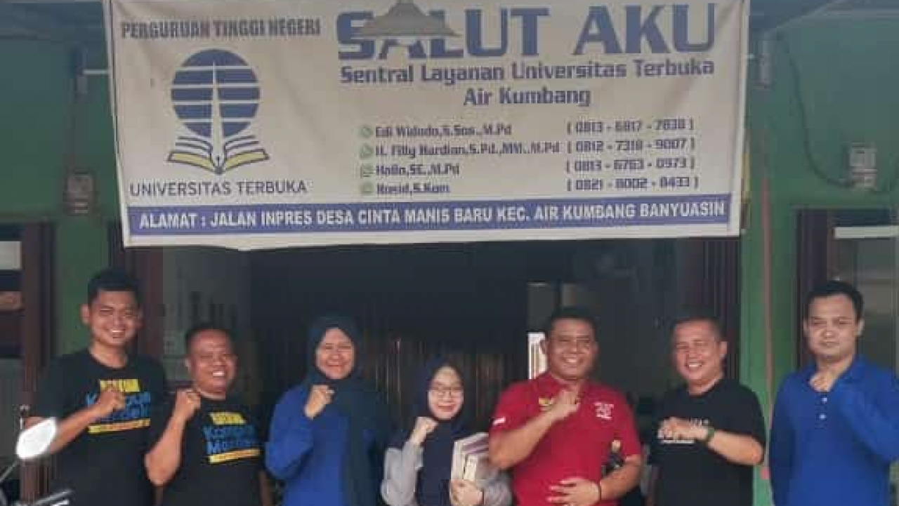 Silahturahmi Bapak Rahmat, SP. Kepala Desa Sidomulyo ke Universitas Terbuka Pokjar Air Kumbang: Membangun Kerja Sama untuk Kemajuan Pendidikan