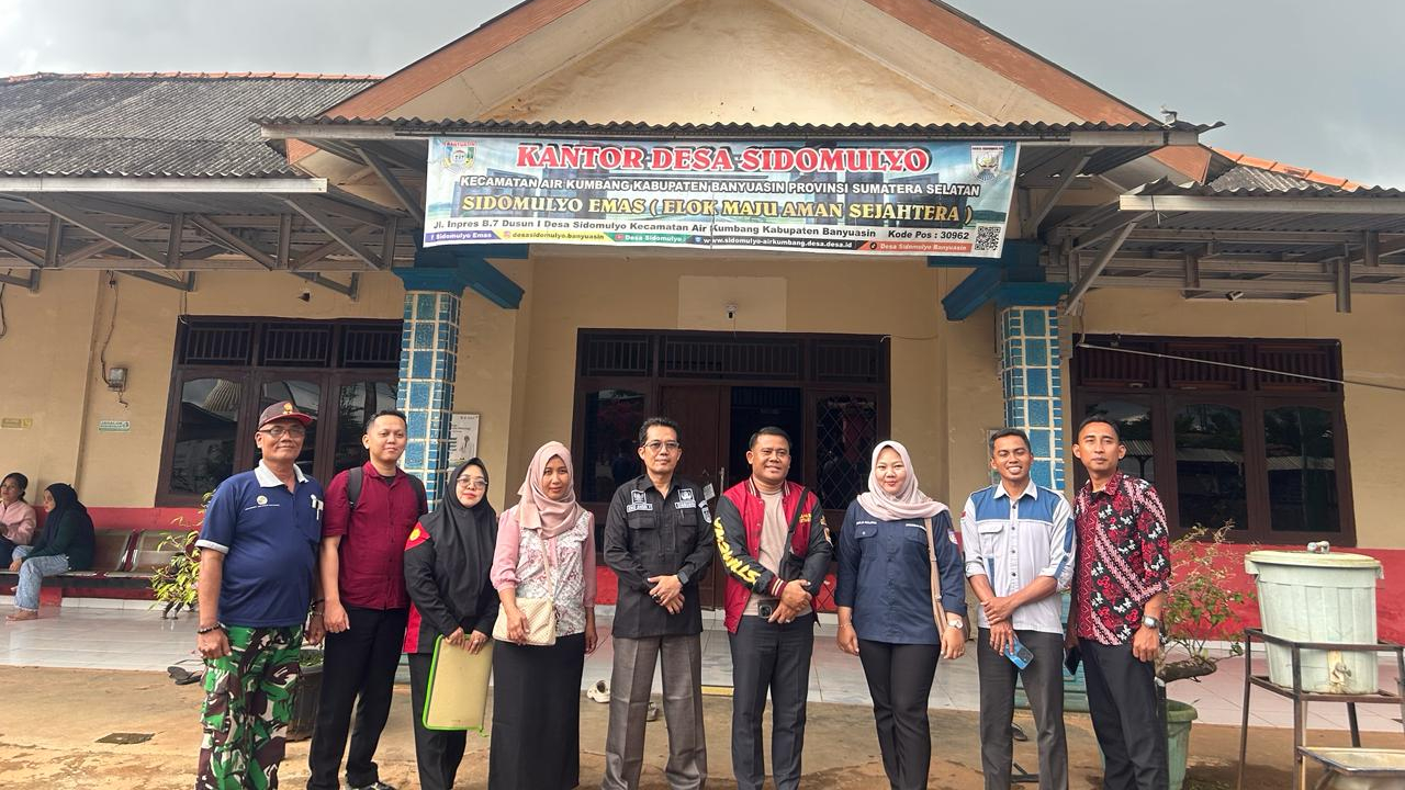 Monitoring Jalan Usaha Tani oleh Pak Kades Rahmat Bersama Disbunak