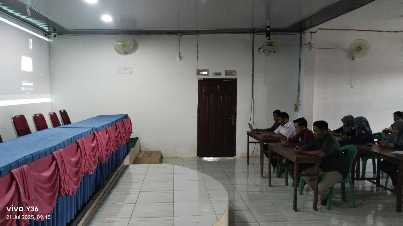 Kepala Desa Sidomulyo, Bapak Rahmat, S.P., Ikuti Launching Pembentukan dan Kelembagaan 80.000 Koperasi Merah Putih oleh Presiden RI