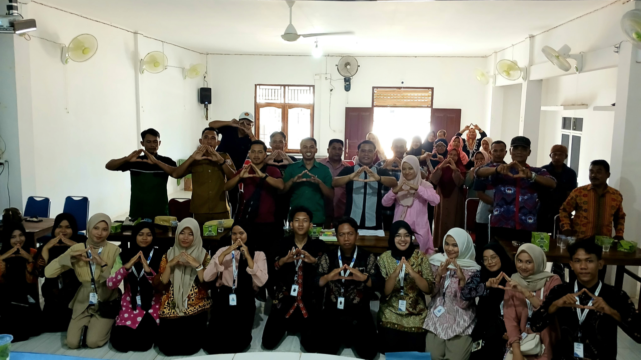 Acara Sosialisasi KKN UIN Raden Fatah Palembang: Bijak Menggunakan Media Sosial dan Pemasaran UMKM di Desa Sidomulyo, Kecamatan Air Kumbang
