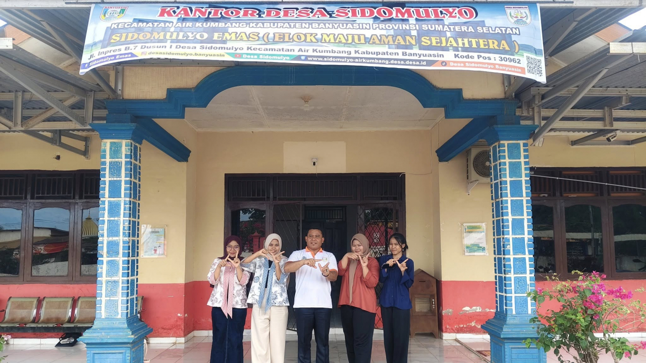 Mahasiswi Salut UT Air Kumbang Lakukan Penelitian di Desa Sidomulyo