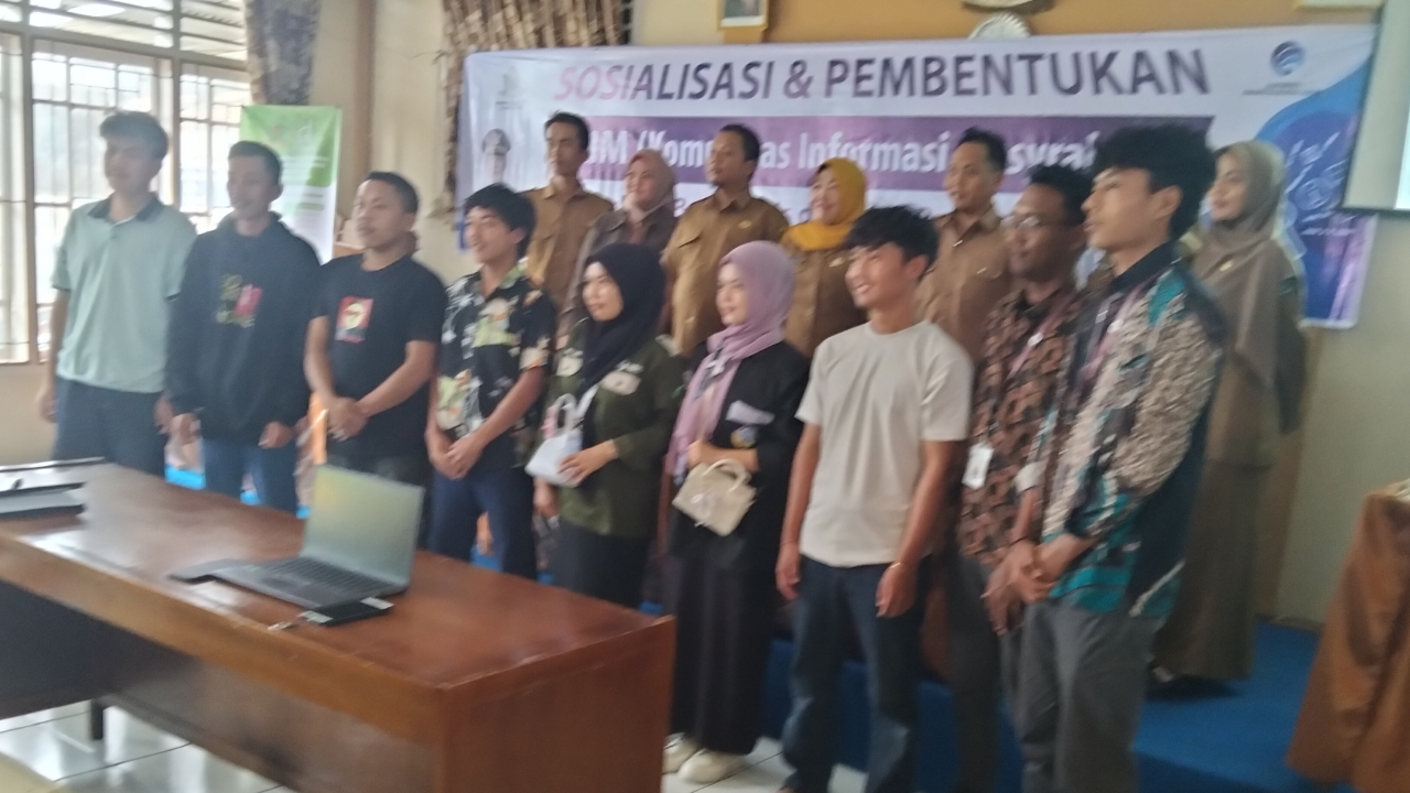 Sosialisasi dan Pembentukan KIM di Desa Baru Manis Tingkatkan Peran Aktif Masyarakat dalam Penyampaian Informasi Publik