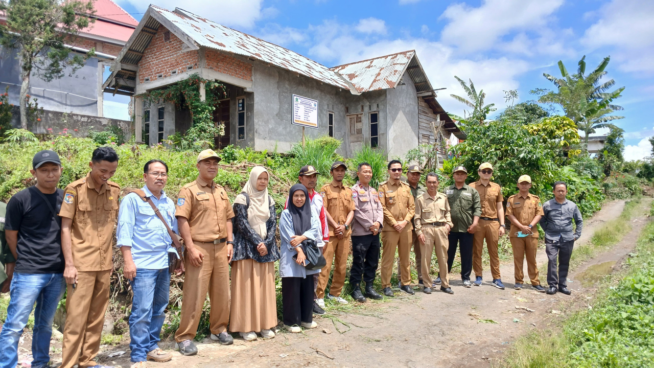 Mewujudkan Desa Sambirejo yang Lebih Maju: Titik Nol Pembangunan Drainase dan Pelapis Tanah