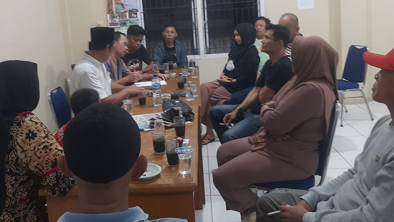 PENYELESAIAN KASUS PERSELISIHAN WARGA DESA DI MEDSOS