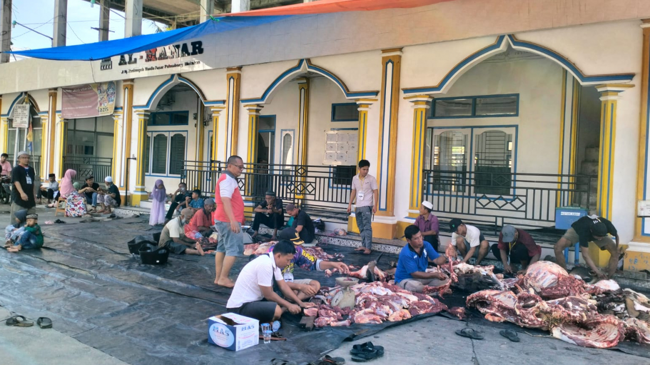 Pelaksanaan Qurban Idul Adha 1445 H Di Masjid Al Manar Desa Air Dingin
