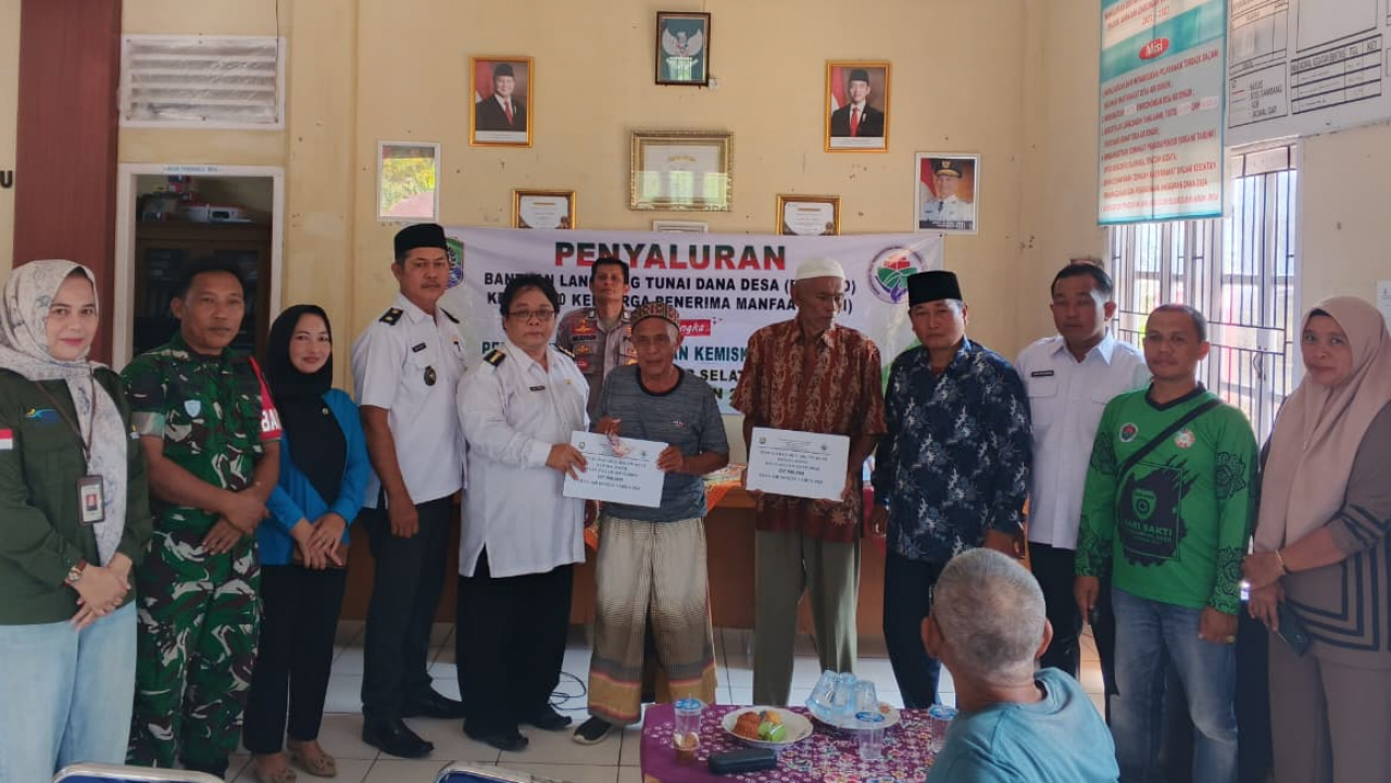 Penyaluran BLT-DD Triwulan Ketiga Tahun 2025 di Desa Air Dingin