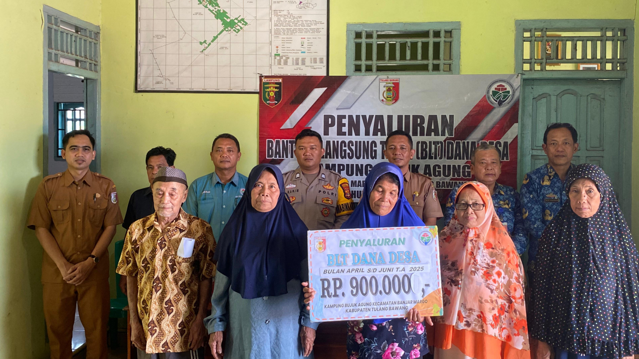 PEMERINTAH KAMPUNG BUJUK AGUNG SALURKAN BANTUAN LANGSUNG TUNAI (BLT) TAHAP 2 KEPADA KPM