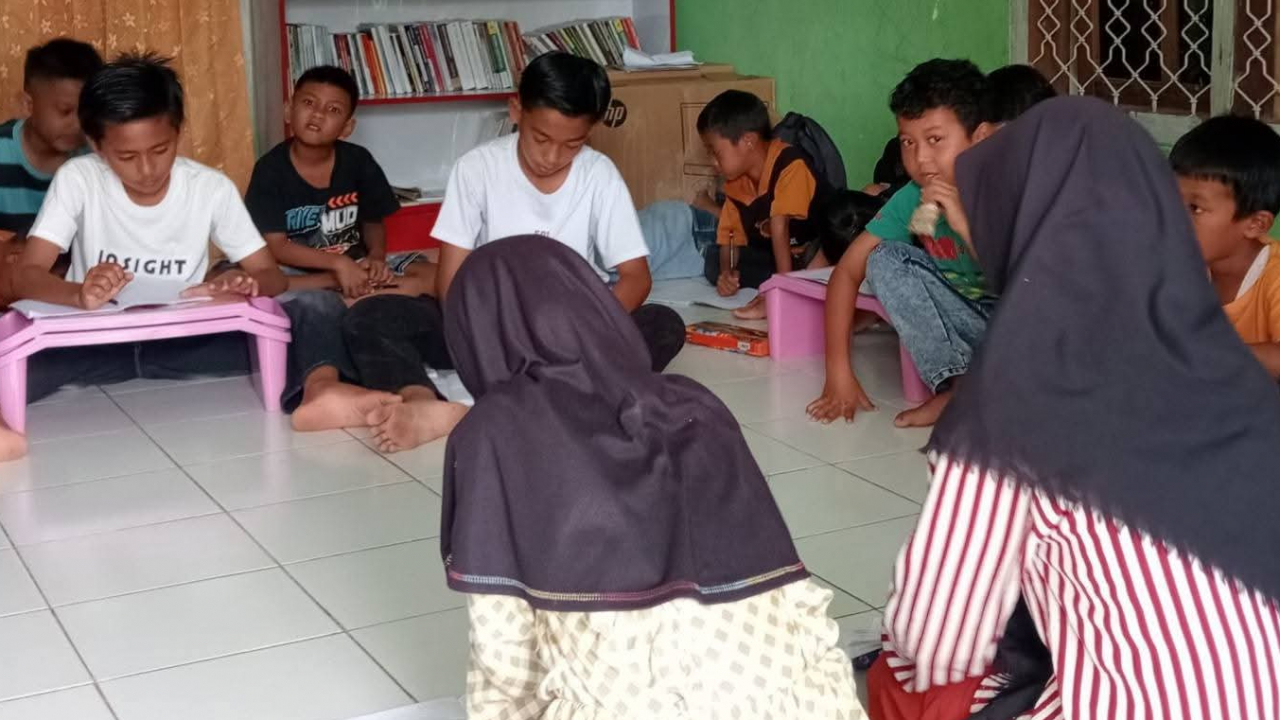 Pustaka Kencana Dorong Pembiasaan Belajar Anak Melalui Kegiatan Belajar Terbimbing, Terpadu, dan Mandiri