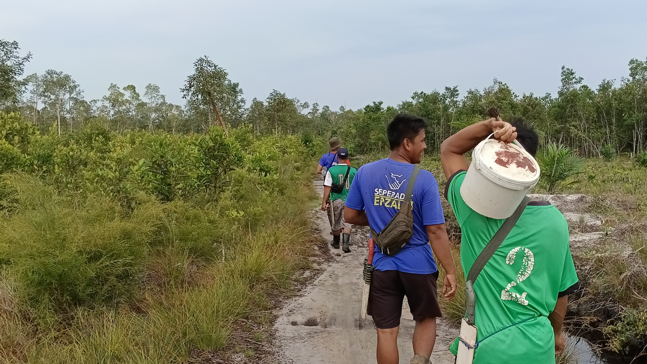 Pelaksanaan pengecekan dan pengukuran Usulan Lahan Kemitraan : Dusun Dudat