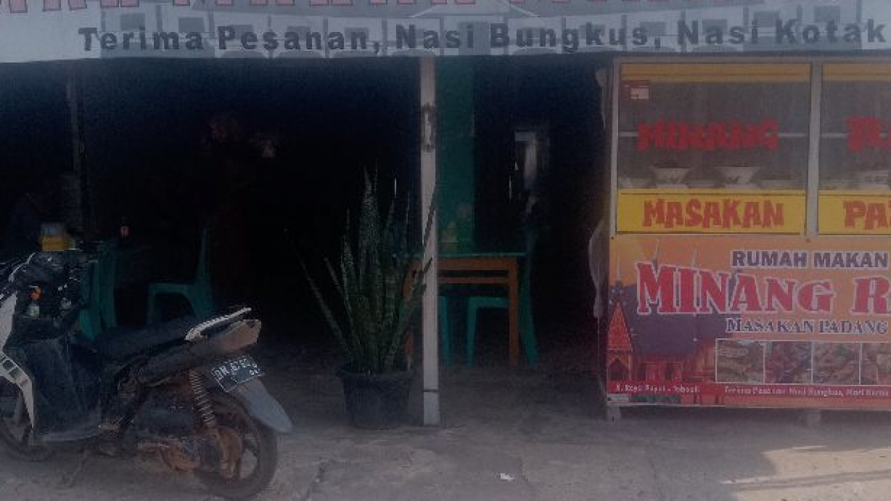 Warung makan padang aryani