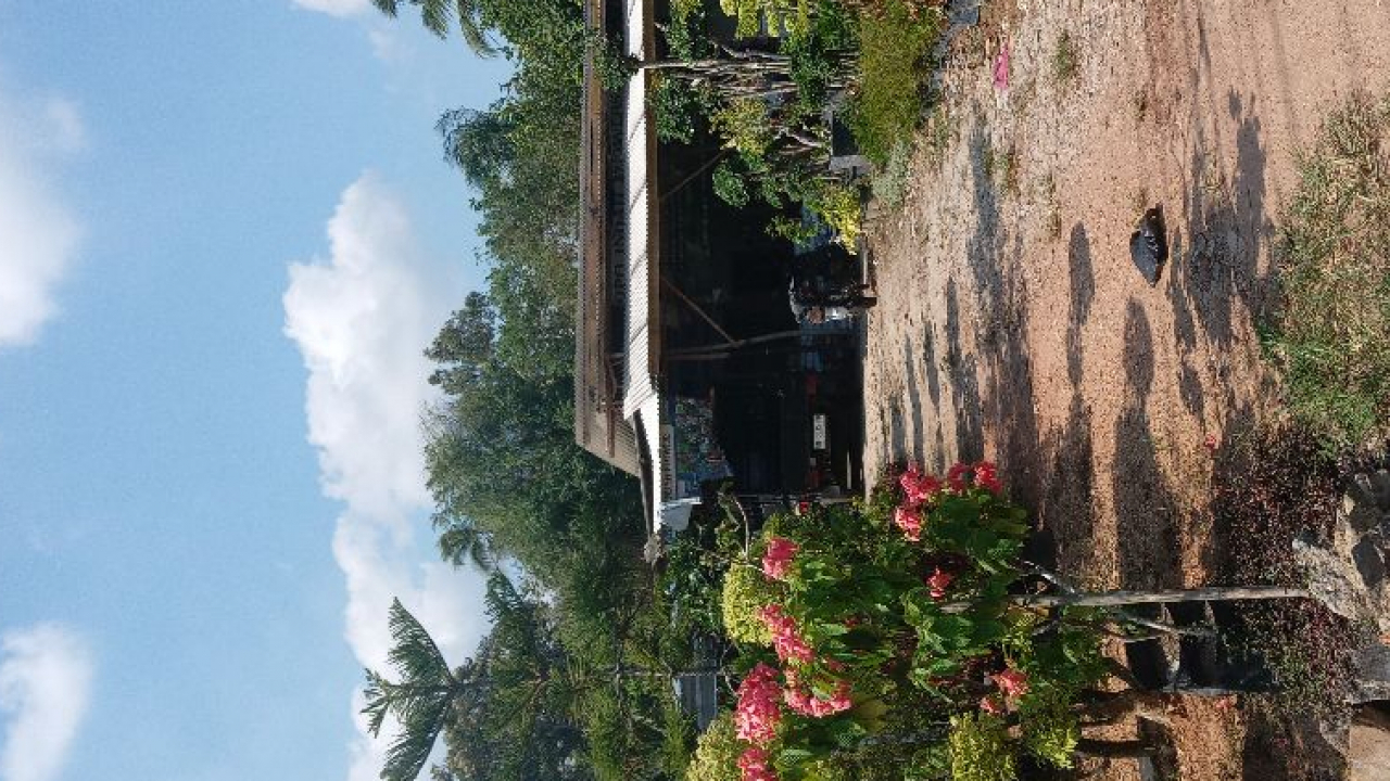 Stand kembang Yanto
