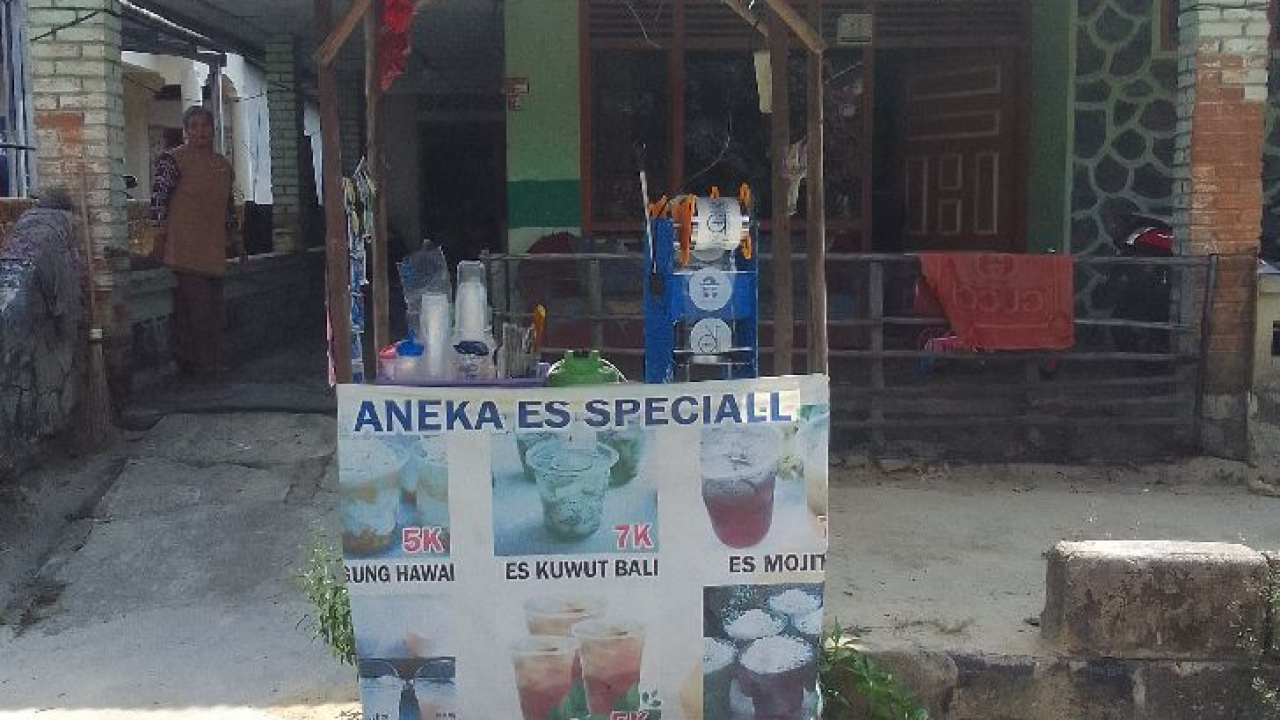 Jualan Es "Nita"
