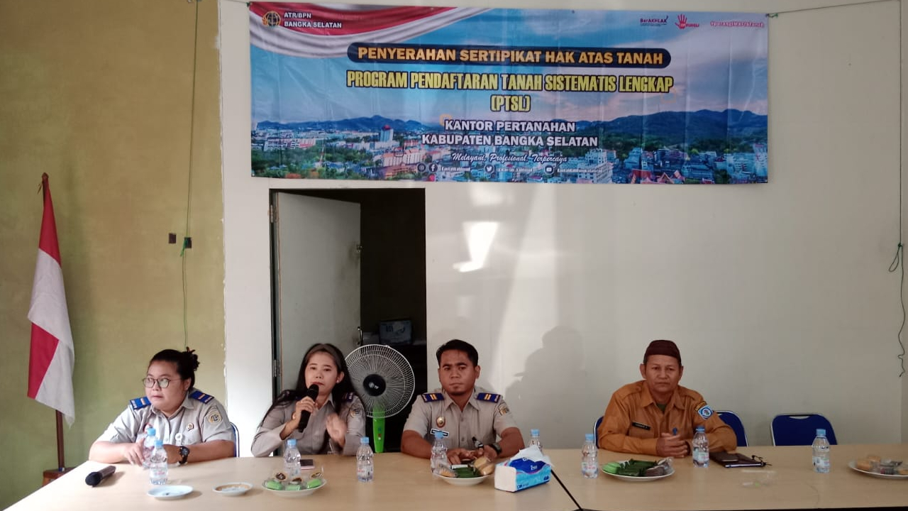 PENYERAHAN SERTIPIKAT HAK ATAS TANAH (PROGRAM PTSL) TAHUN 2023