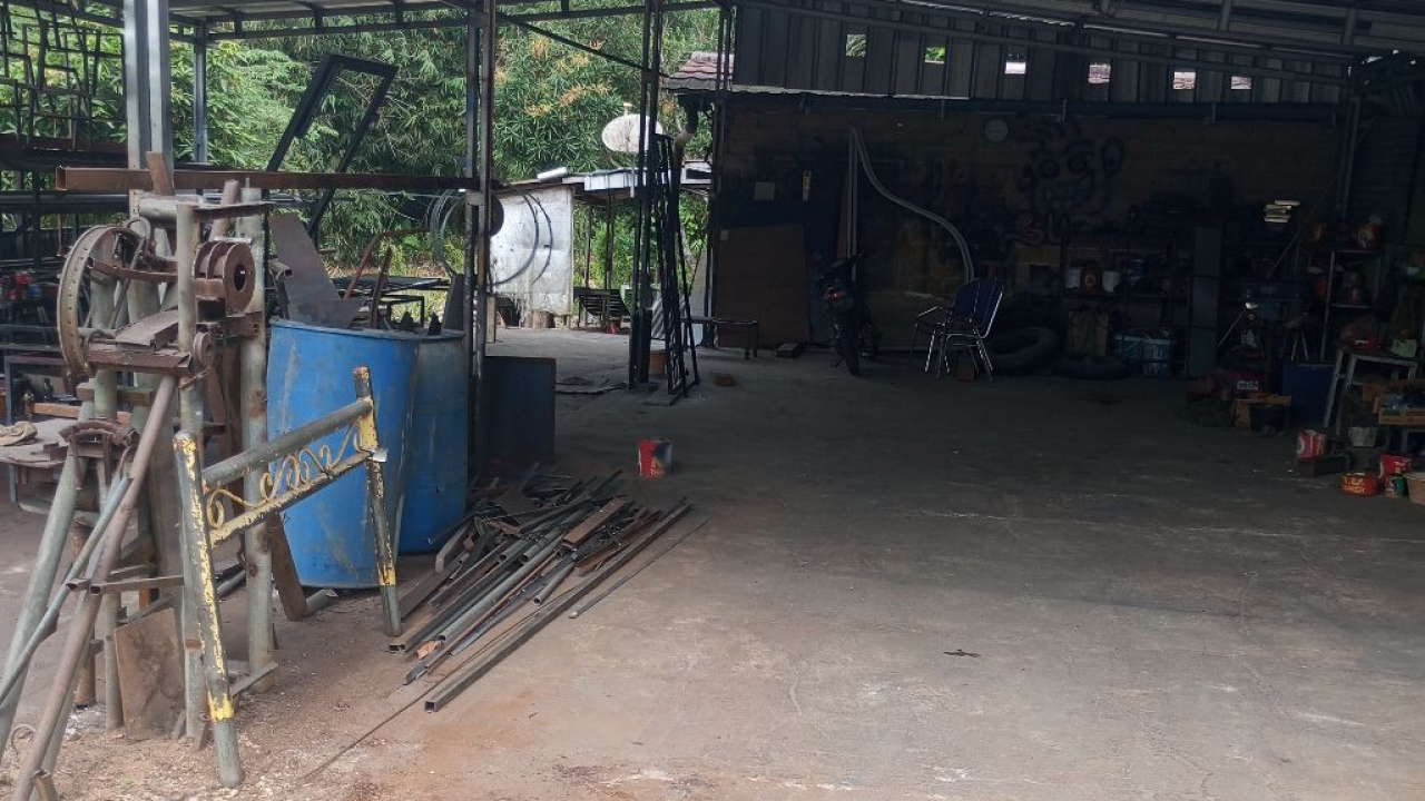 Bengkel Las Rianto