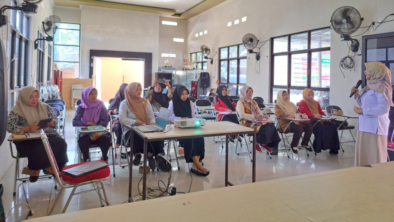 Peningkatan Kapasitas Kader Keamanan Pangan oleh BPOM Pangkalpinang di Desa Gadung dan Desa Rias