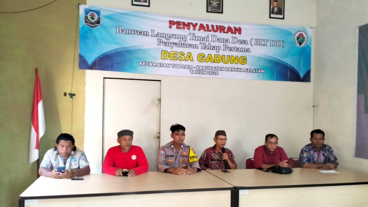 PENYALURAN BANTUAN LANGSUNG TUNAI DANA DESA (BLT) APRIL