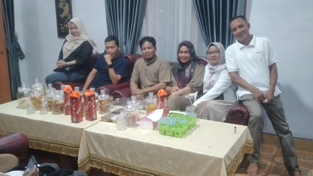 Silaturahmi Kepala Dusun  dengan Perangkat Desa dalam Rangka Idul Fitri 1446 H