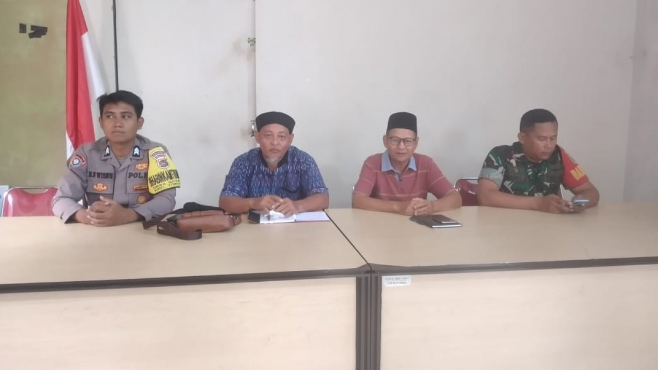 Rapat Koordinasi Pemerintah Desa Gadung dan BPD Membahas Isu Strategis Desa