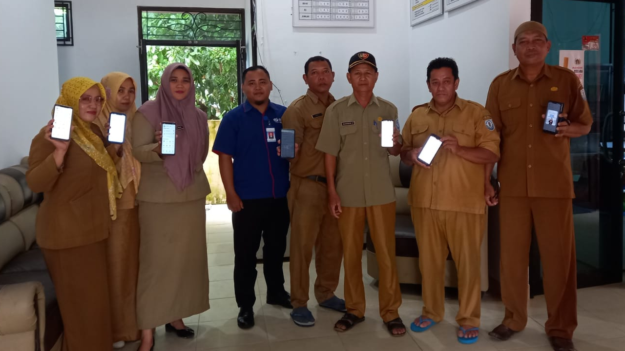 Sosialisasi dan Edukasi Aplikasi JMO BPJS Ketenagakerjaan di Desa Gadung