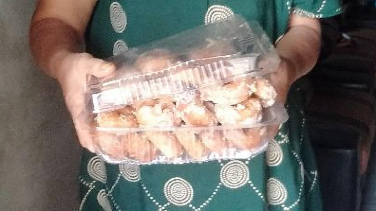 Pembuat Kue dan Katering Tini
