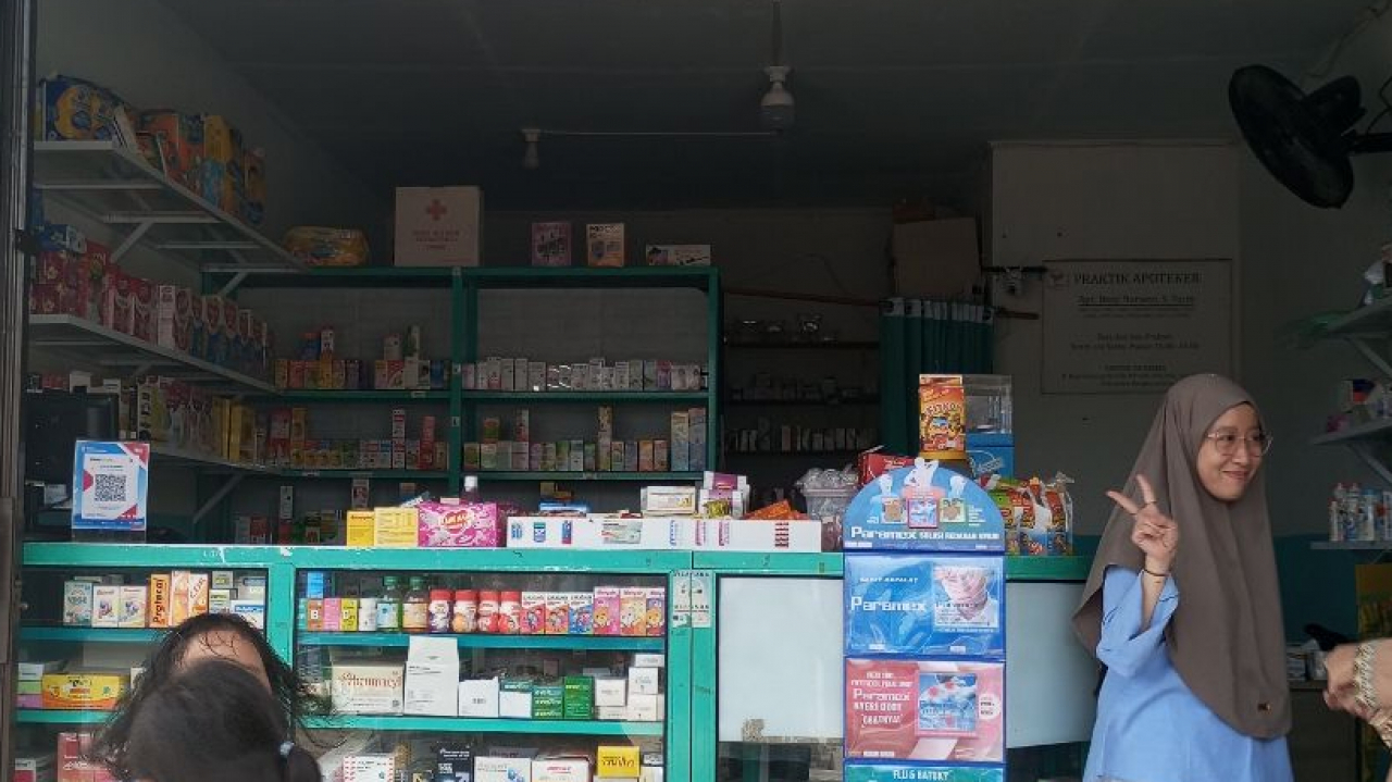 Apotek Obat Desy