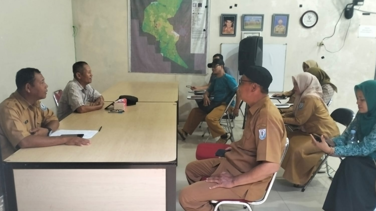 Rakor Desa Gadung Siapkan Penilaian Desa Anti Korupsii