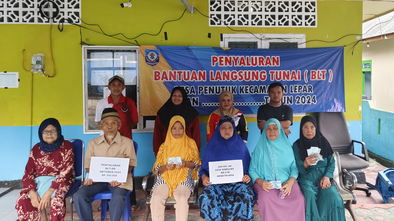 Penyaluran BLT-DD Bulan Oktober Desa Penutuk