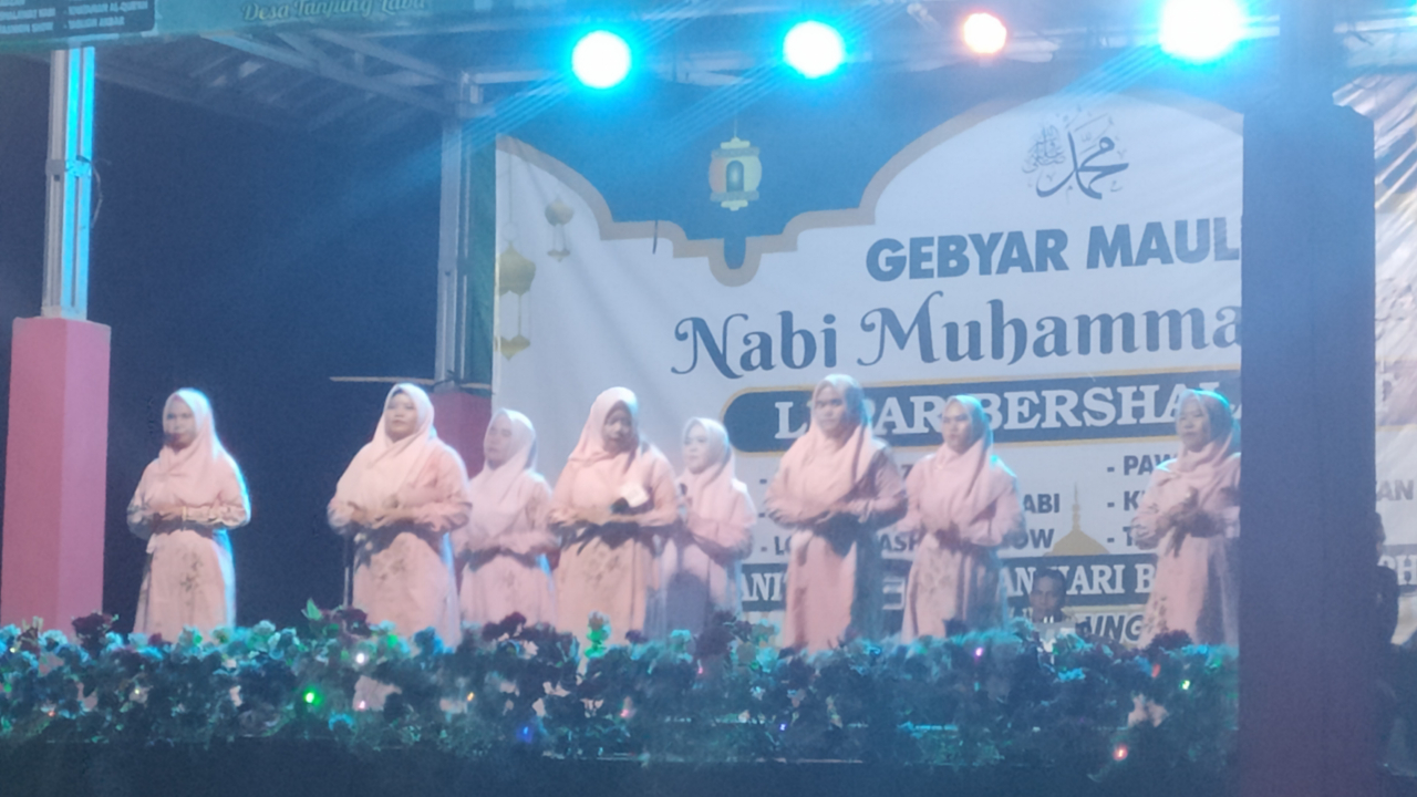 Grup Salawat Desa Penutuk Meriahkan Gebyar Maulid Nabi di Tanjung Labu