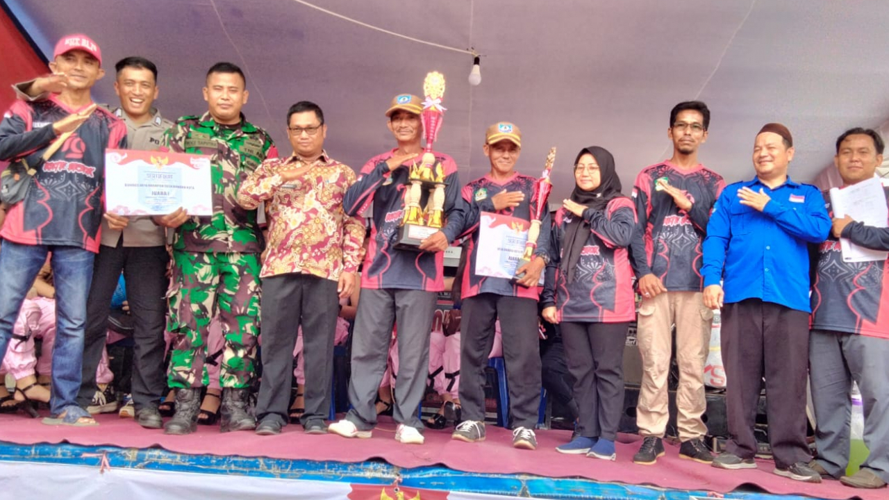 PUNCAK PEMBAGIAN HADIAH DAN TROPHY HUT RI KE 79 DESA BANGKA KOTA
