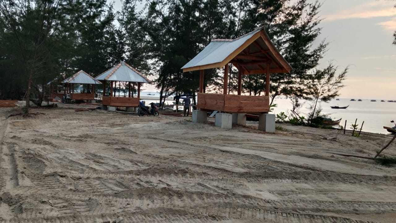 Pantai Indah Keramat