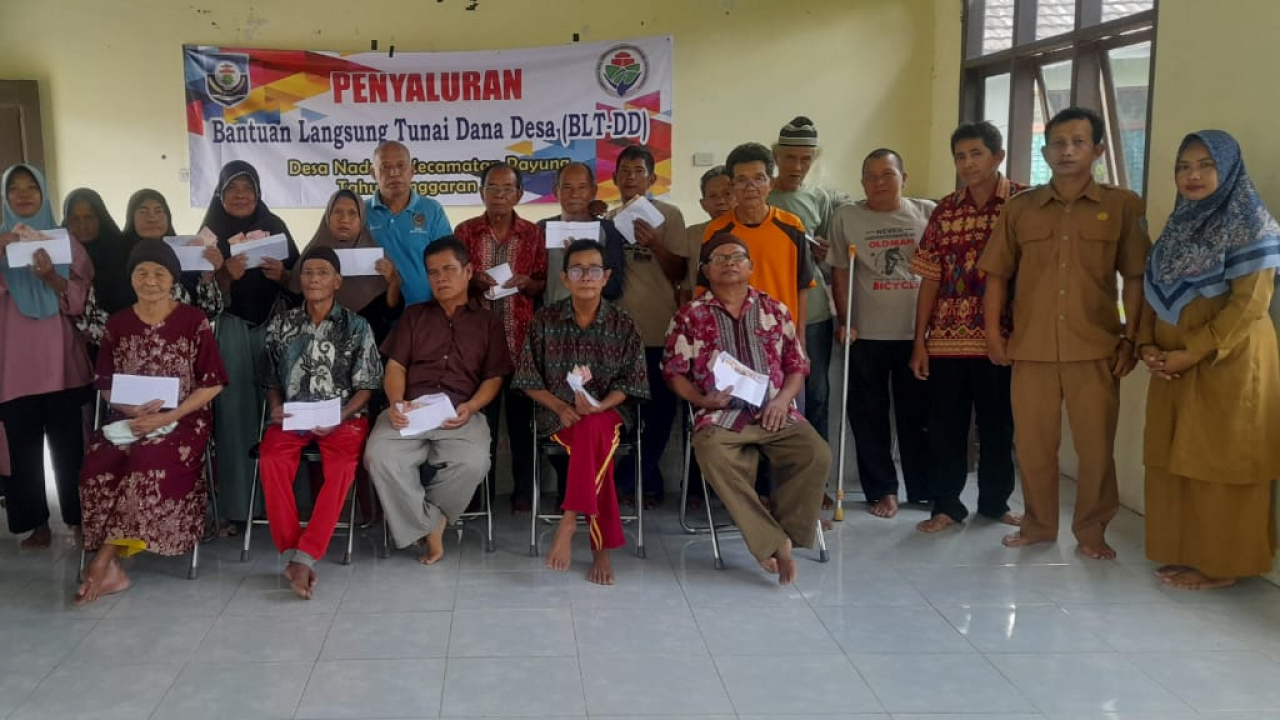 Penyaluran Bantuan Langsung Tunai Dana Desa (BLT-DD) Desa Nadung Kecamatan Payung