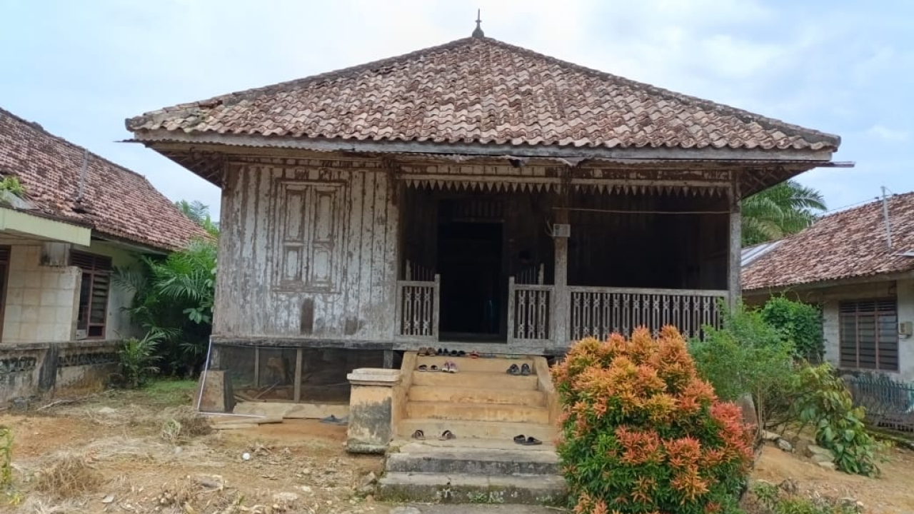 Rumah Adat Pelideh