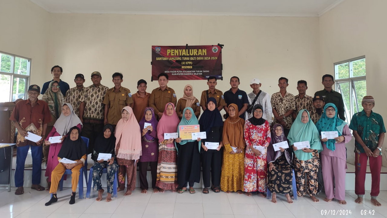 Penyaluran BLT Dana Desa 2024 di Desa Pasir Putih