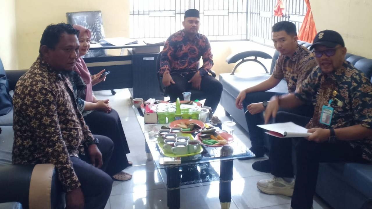 Monitoring dan Evaluasi Penyelenggaraan Pemerintahan Desa di Desa Pasir Putih, Kecamatan Tukak Sadai