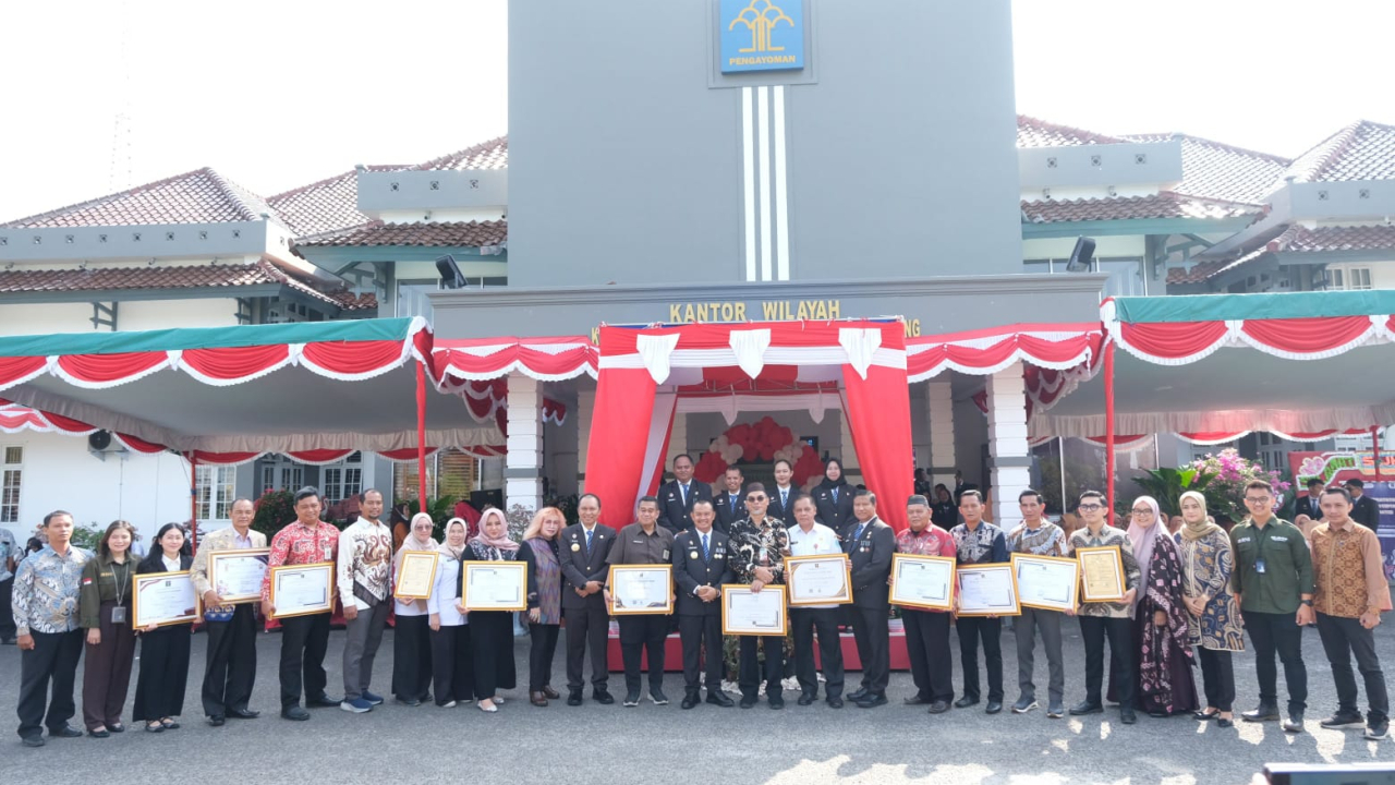 Desa Sumber Jaya Permai Raih Penghargaan Layanan Hukum Terbaik