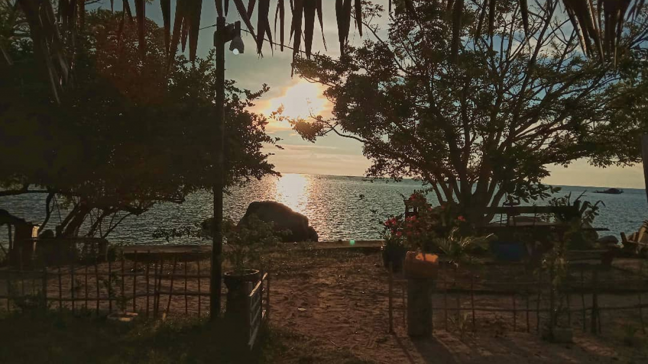 Pantai Pendem