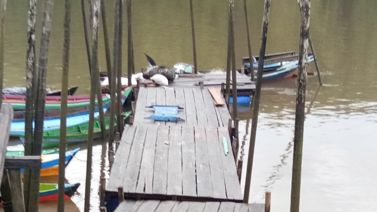 Tambatan Perahu Usang