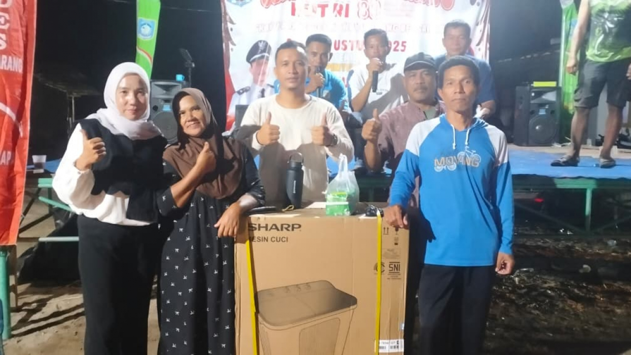 "Karaoke Ceria Meriahkan HUT RI ke-80 bersama Kayu Arang Bersahabat Kayu Arang Sehat"