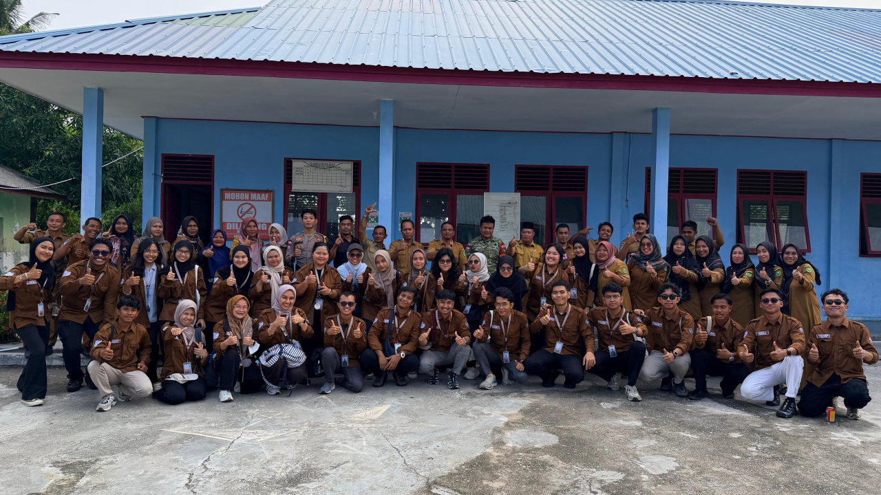 Pemeriksaan Kesehatan Gratis Warga Desa Teluk Buton Natuna