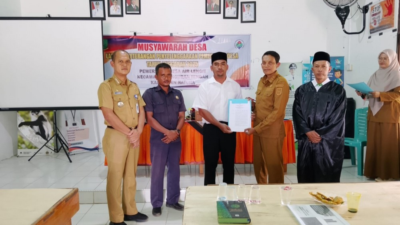 Pelantikan Perangkat Desa Baru, Pemerintah Desa Perkuat Pelayanan kepada Masyarakat