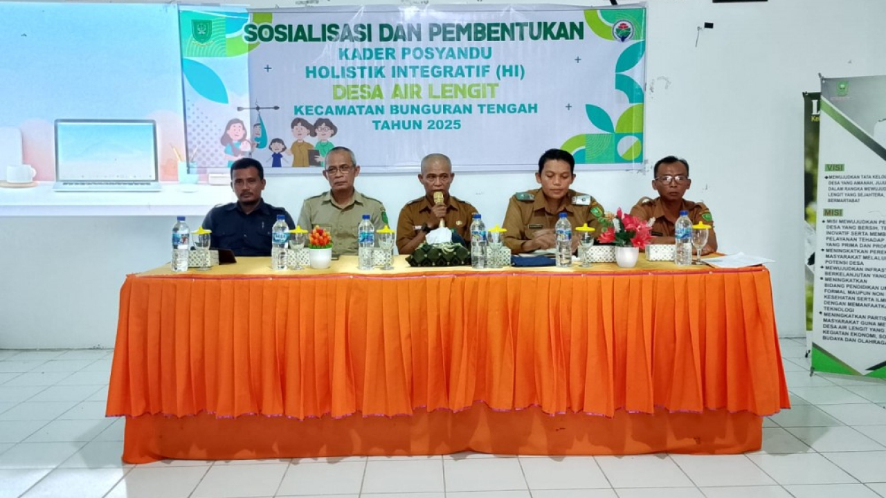 PEMBENTUKAN KADER POSYANDU HOLISTIK INTEGRASI