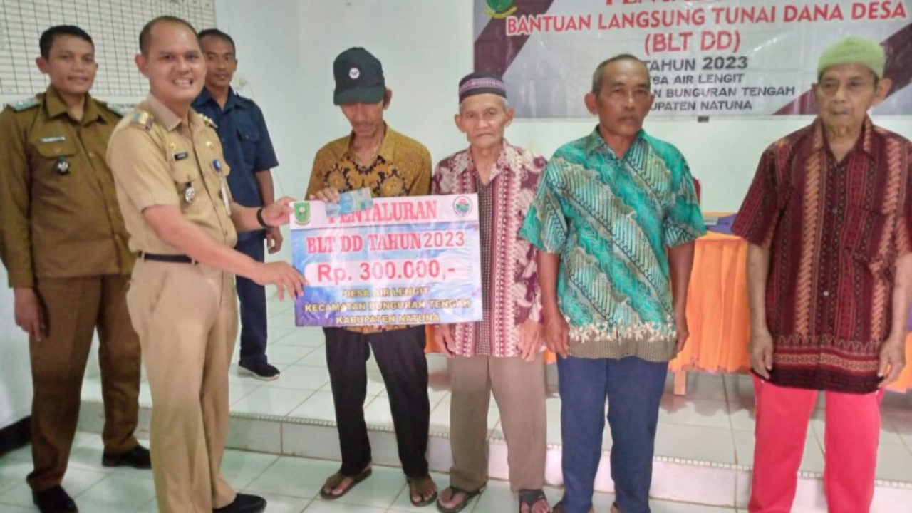 Penyaluran BLT DD (Dana Desa) Bulan Oktober s/d Desember 2023 Desa Air Lengit